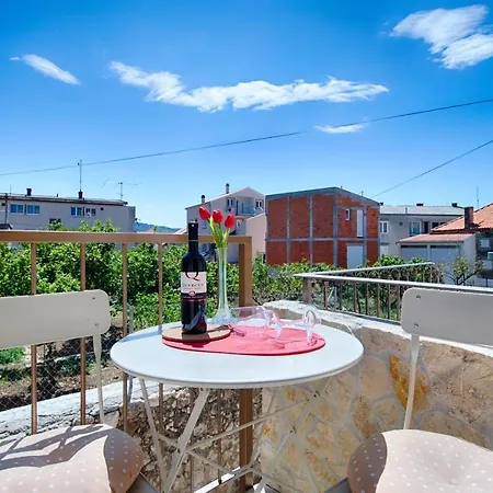 公寓 Villa Stone Komiža